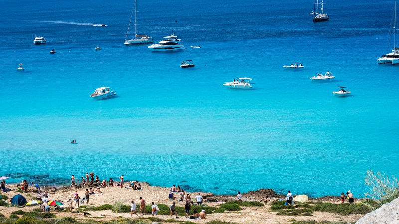 Cham Island Day Trips from Hoi An: Beaches, Snorkeling & Nature